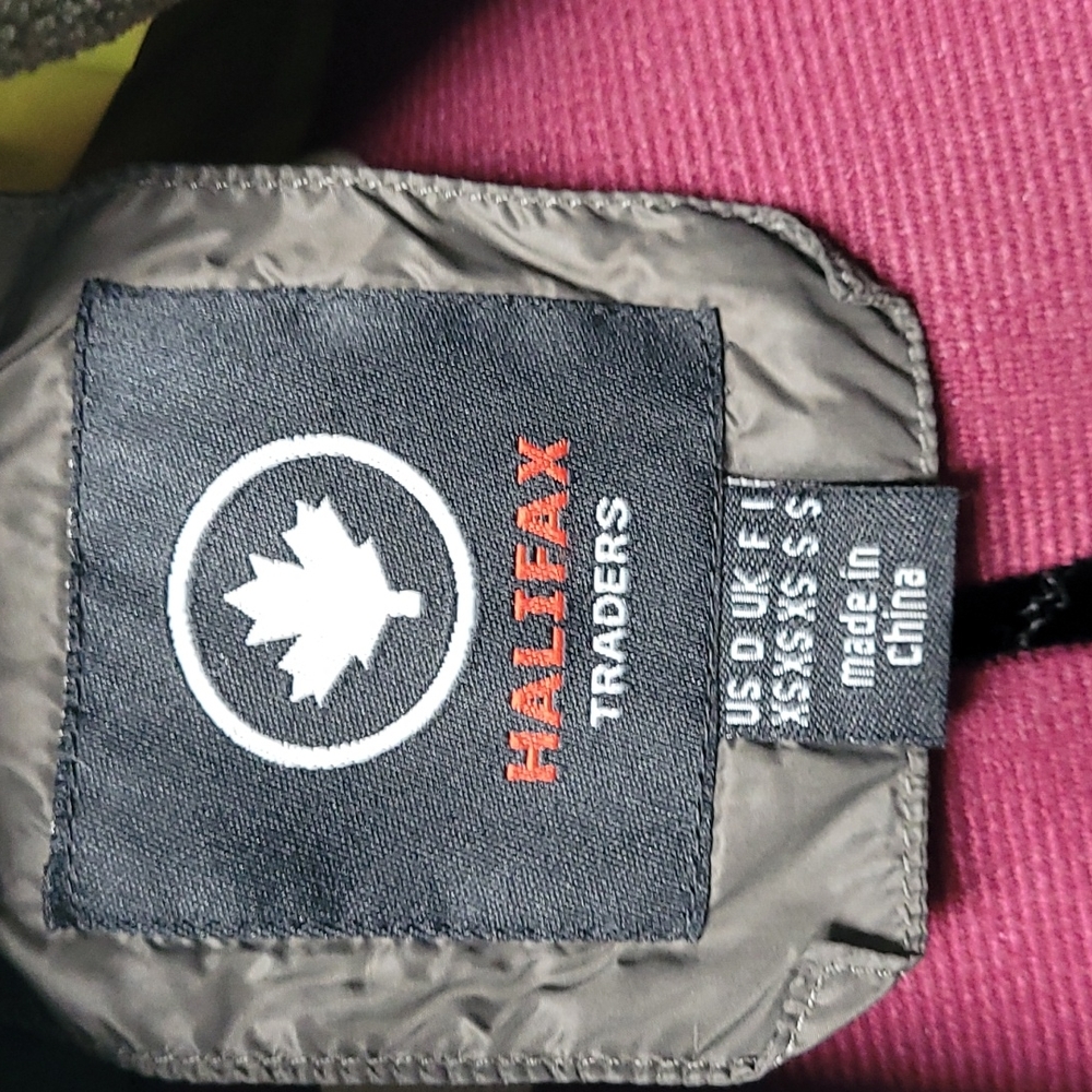 Jacket - Picture 3 of 4